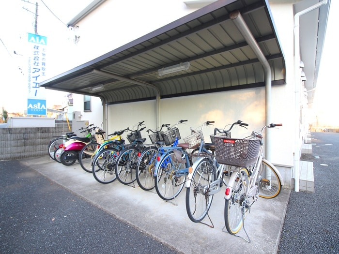 駐輪場 アスピリア　シェリ－