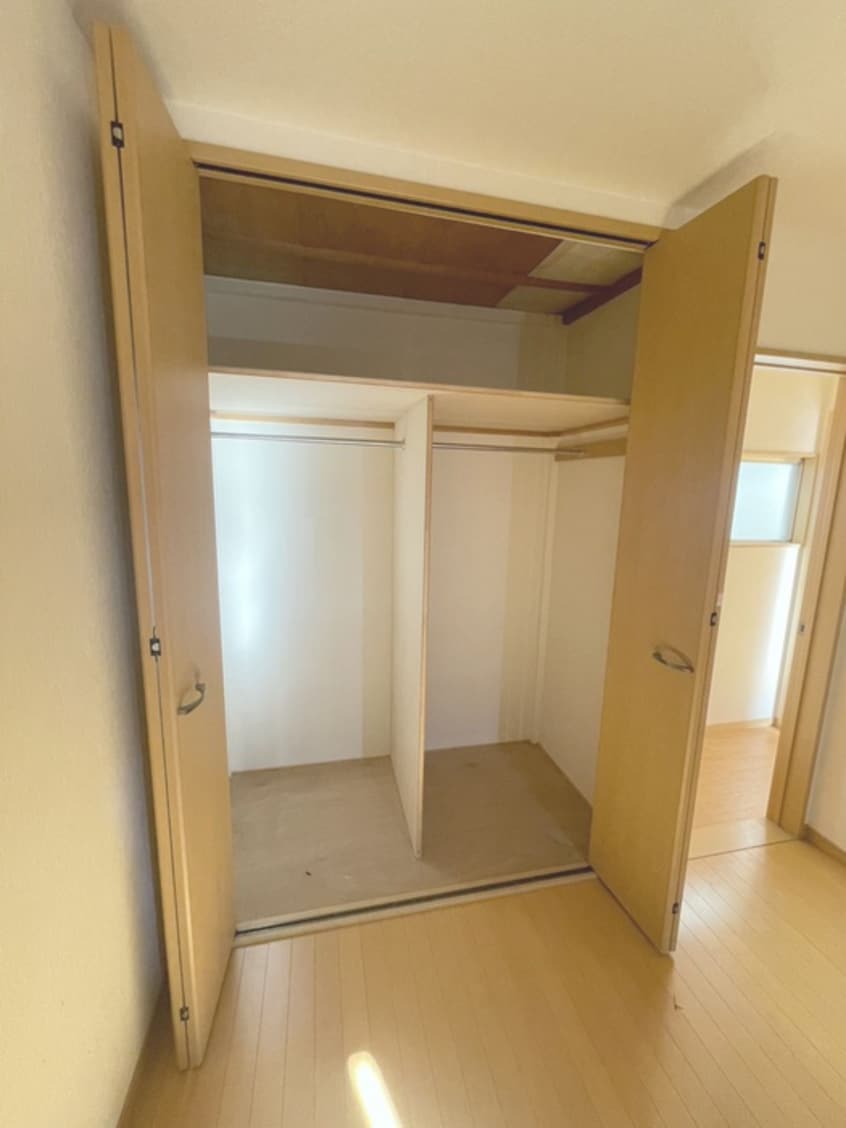 収納 南行徳１丁目貸家