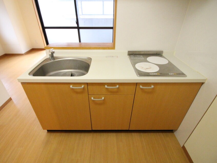 キッチン アルトベルク横浜