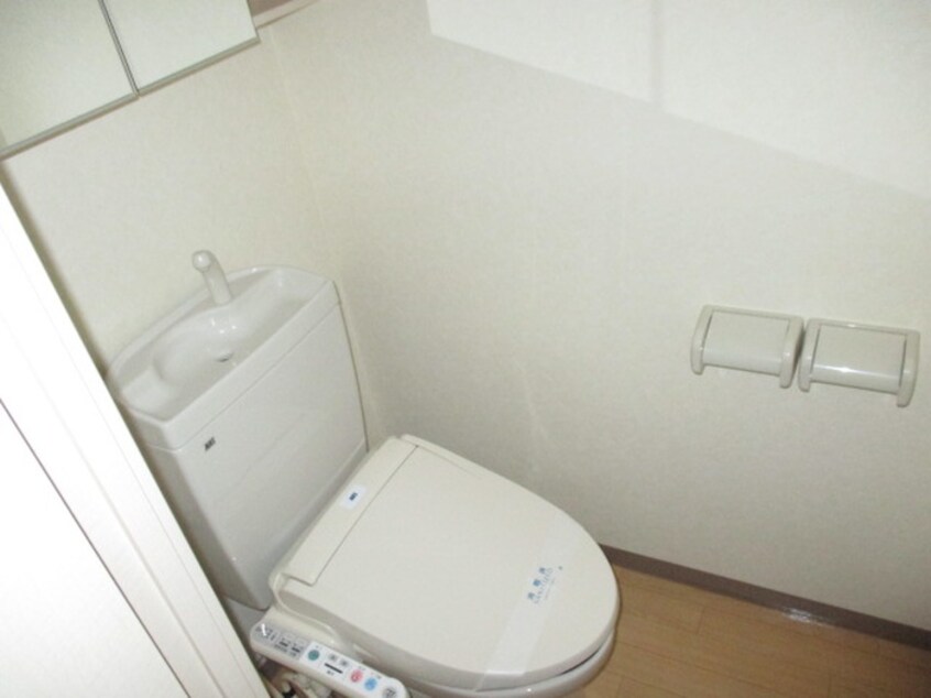 トイレ ラッフィナート田園