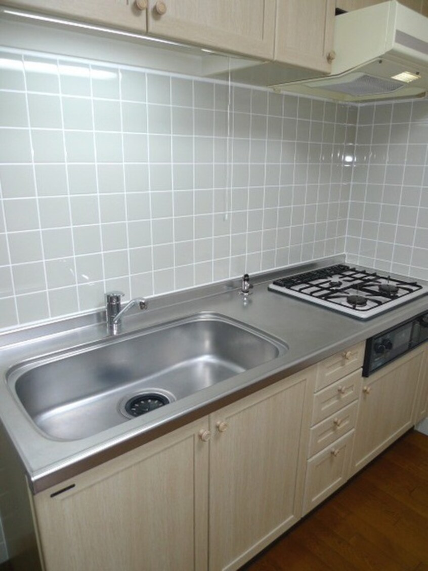 キッチン ハイクレスト喜沢南