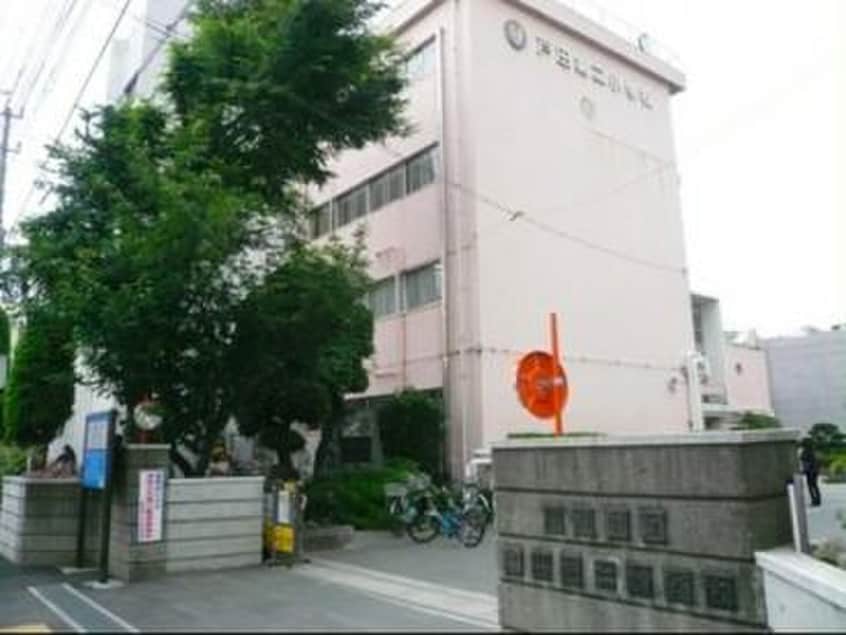 戸田第二小学校(小学校)まで700m ハイクレスト喜沢南