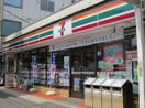 セブンイレブン(コンビニ)まで180m LARGO COURTⅡ