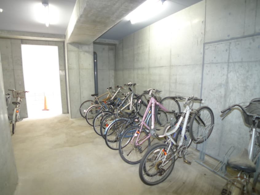 駐輪場 プロペ所沢ビルⅡ