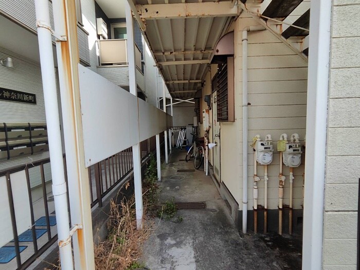 エントランス部分 ファミーユ浦島