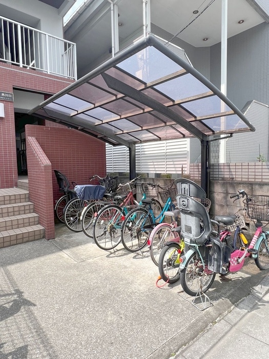 駐輪場 ブリヤン西川口