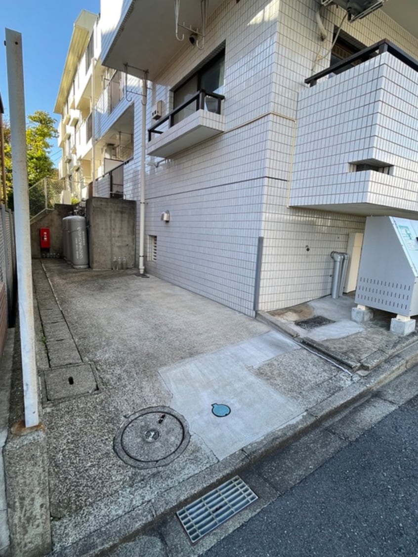 駐輪場 コア・タマプラザ