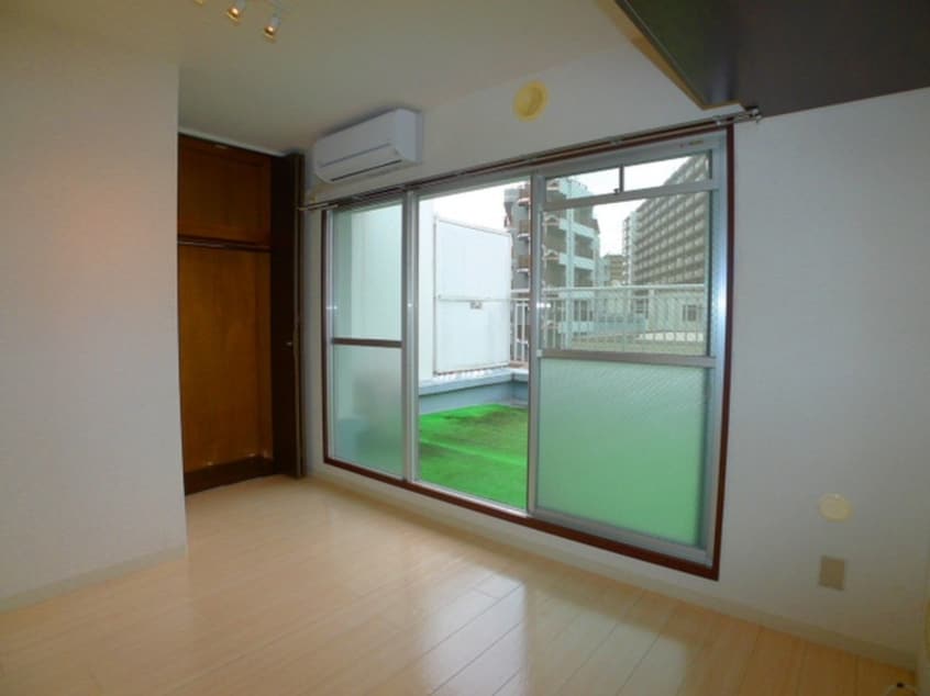 居室 神谷レジデンス