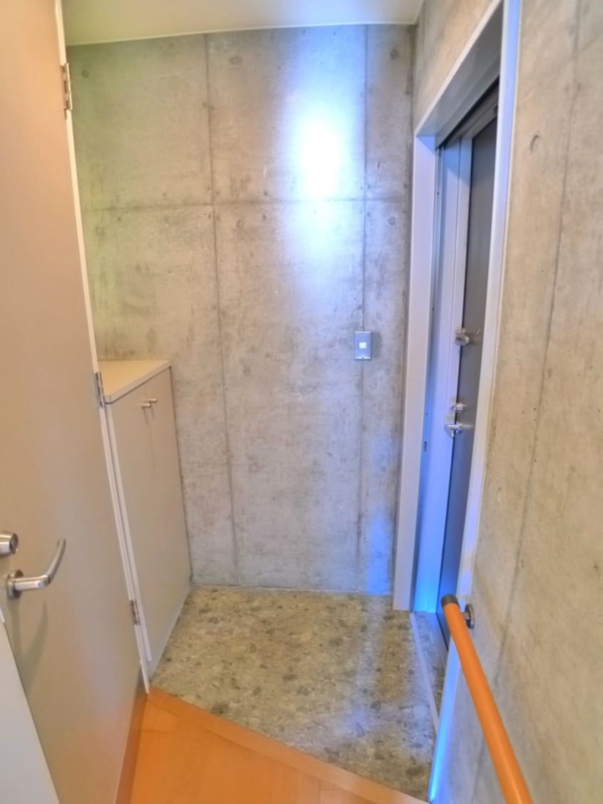 玄関 Ｍｉｍｏｓａ　Viｌｌａｇｅ