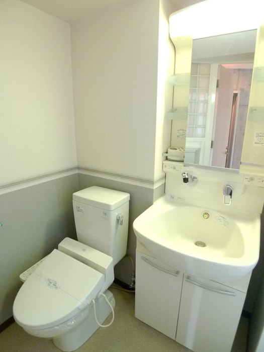 トイレ Ｍｉｍｏｓａ　Viｌｌａｇｅ