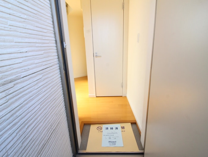 玄関 フォレスタ上平間
