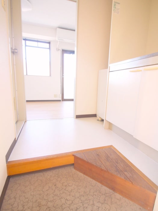 玄関 プチ・バレ－ヌ自由が丘