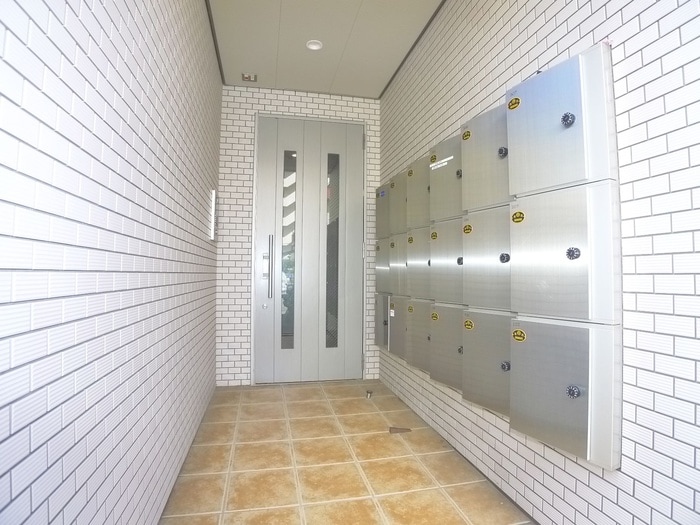 エントランス部分 サンシャイン稔台