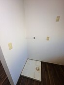 洗濯機置場 パラゼット中原