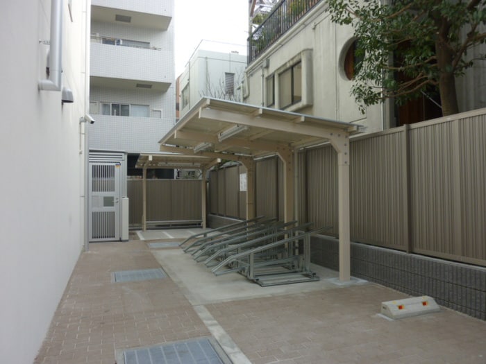 駐輪場 プラウドフラット代々木八幡