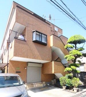 アーバインコザイ