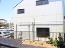 室内からの展望 朝日のあたる家
