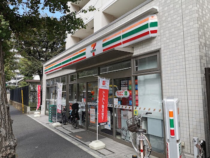 セブン-イレブン 横浜白妙町２丁目店(コンビニ)まで270m ピアコート