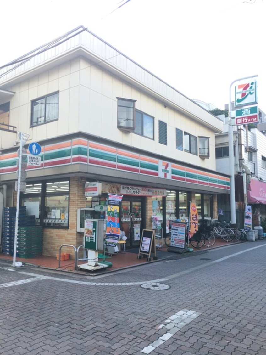 セブンイレブン大森町店(コンビニ)まで105m フラット６