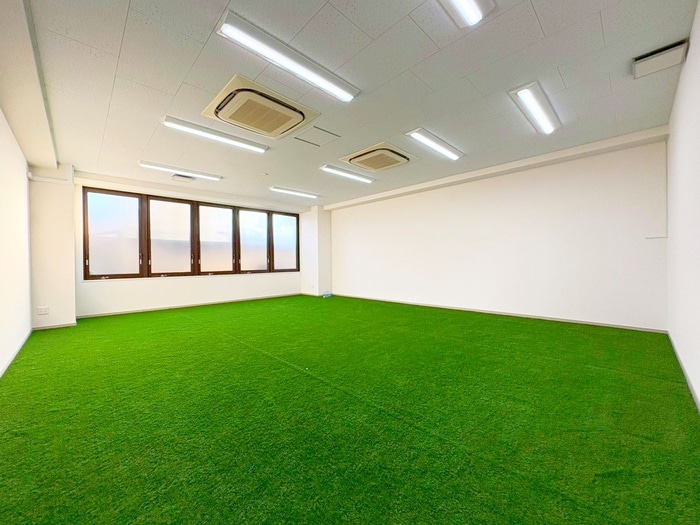 内観写真 サンセピア