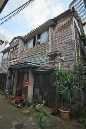 古屋荘