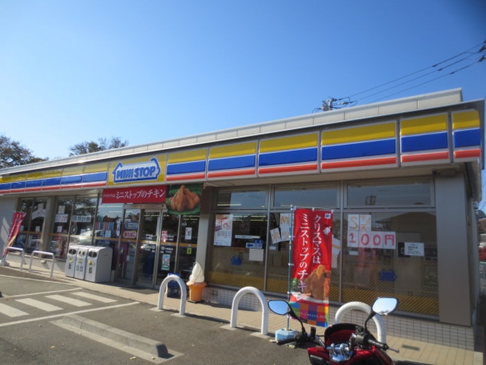 ミニストップ茅ヶ崎堤店(コンビニ)まで400m ハイツ五代