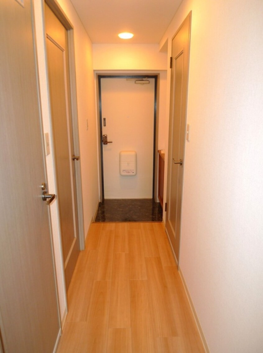 玄関 ヴィラエスティナ弐番館