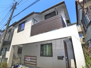 ふじい貸家