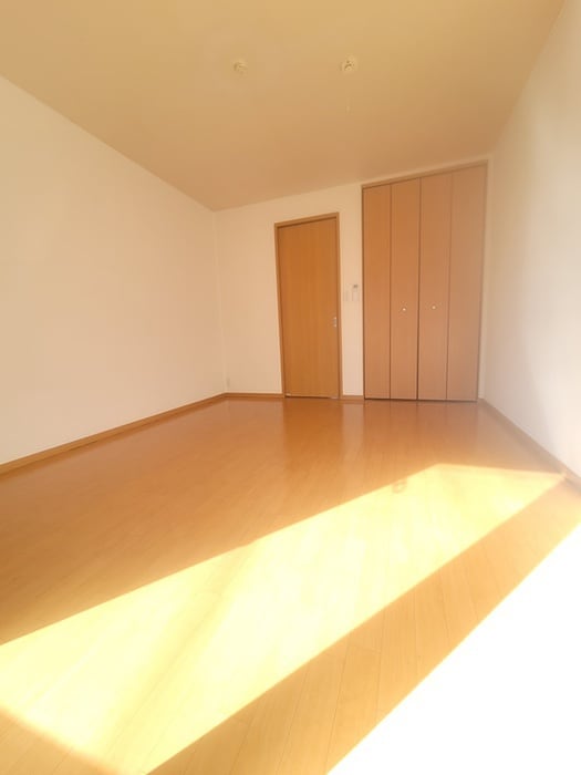 居室 ラークソレジオ