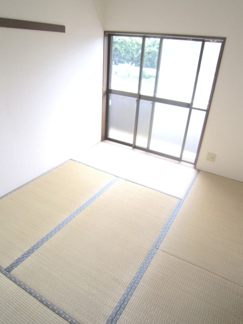 居室 ファミールハイツ