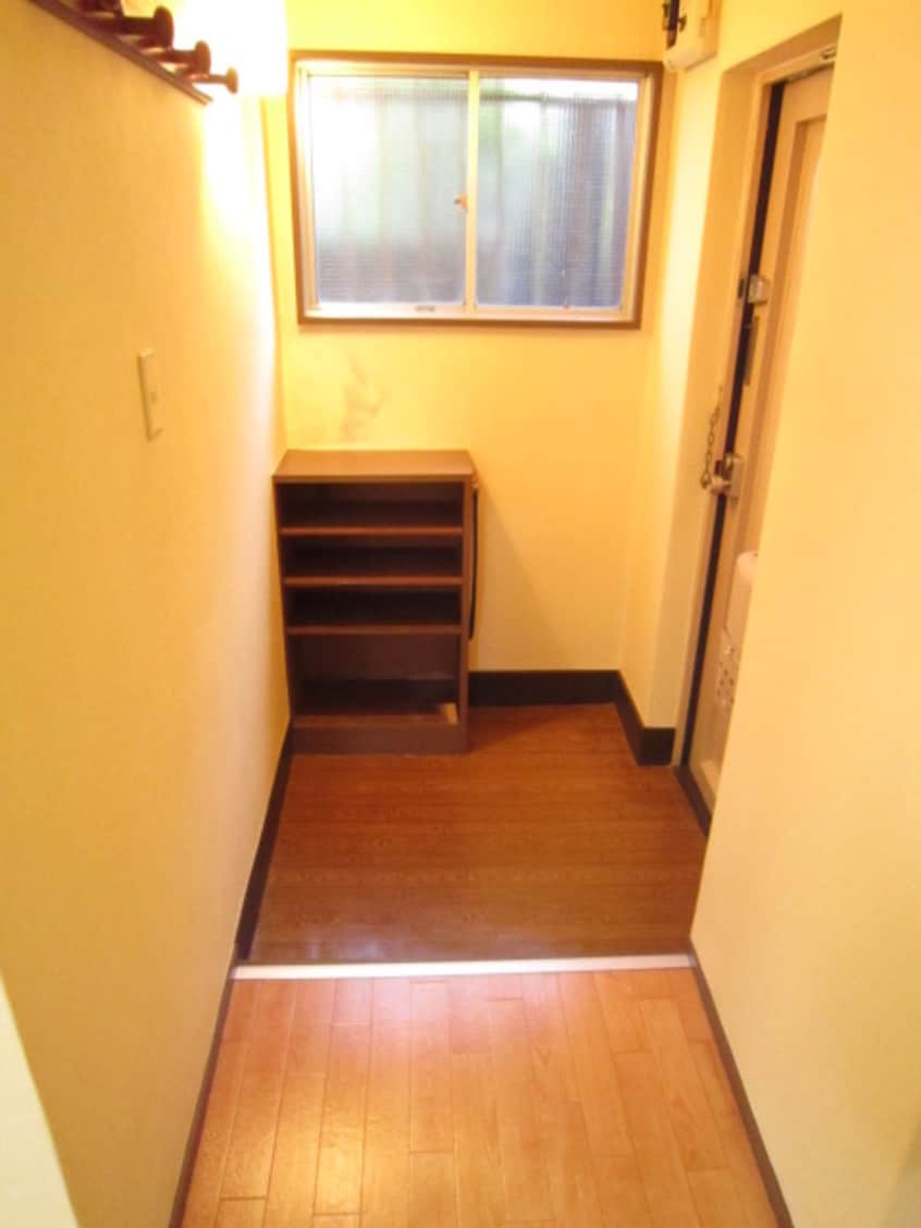 玄関 サクライハウス(5－7号室)