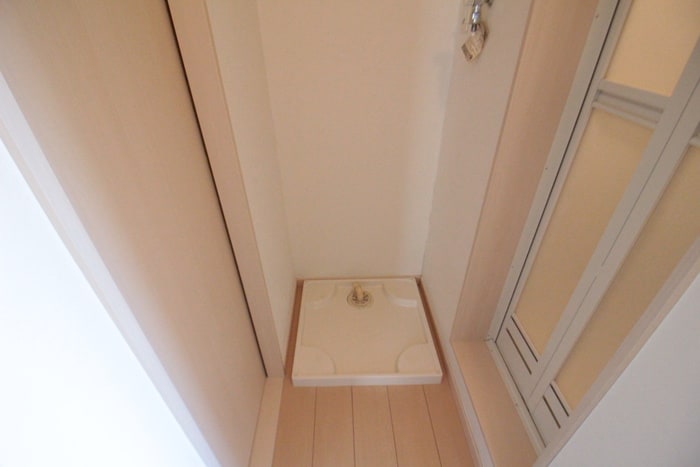 洗濯機置場 アザレ中丸子