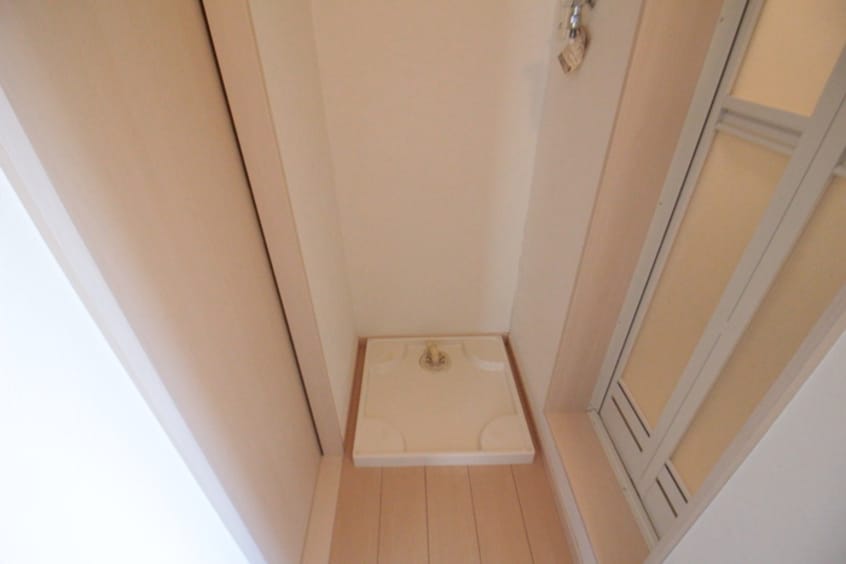 洗濯機置場 アザレ中丸子