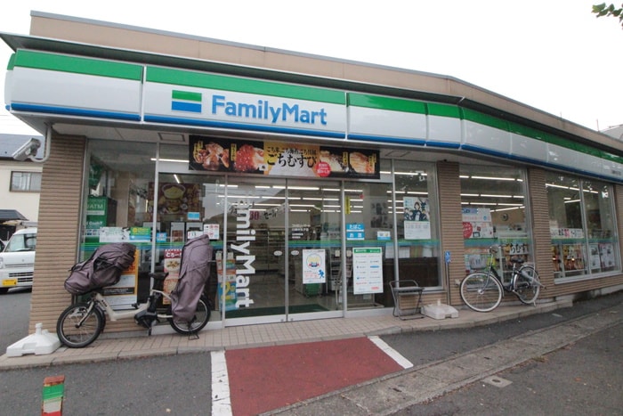 ファミリーマート(コンビニ)まで390m アザレ中丸子