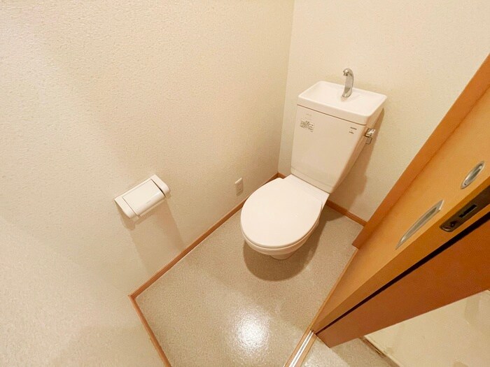 トイレ アニメイト井土ヶ谷