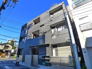 HILLTOP　COURT