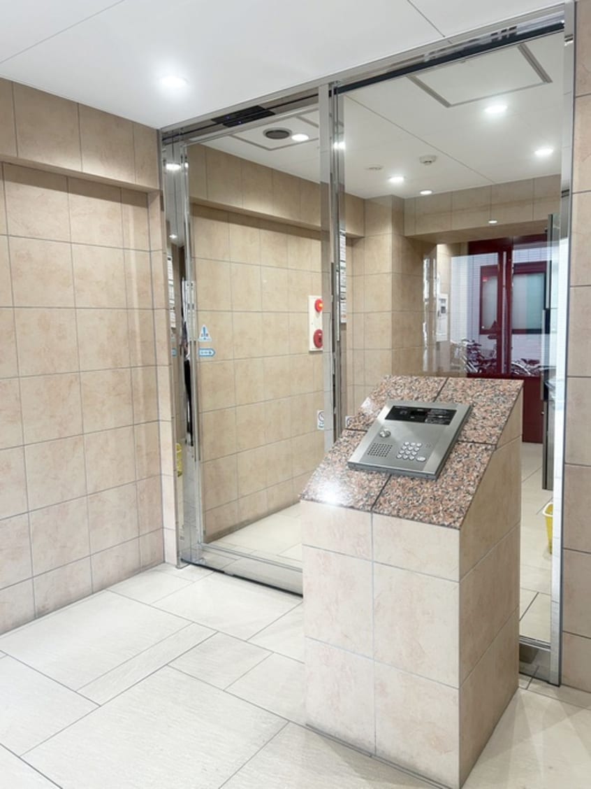 エントランス部分 クオーレプロバンス本所