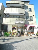 エヌコーポの外観