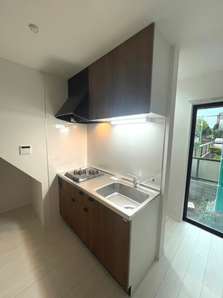 キッチン ジェムストンズ東大成