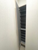 靴箱 ジェムストンズ東大成