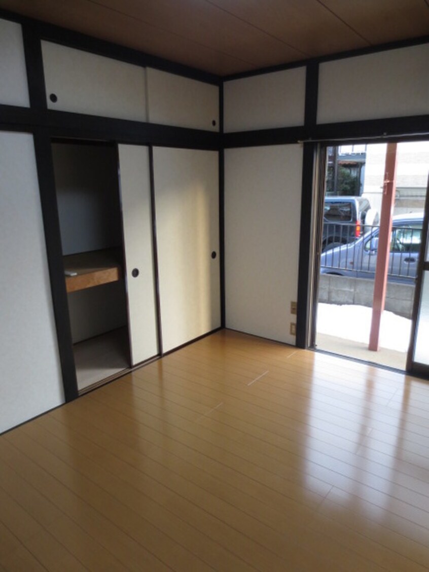 室内からの展望 コ－ポみゆき