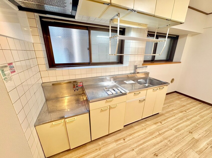 キッチン グロ－リ－高山