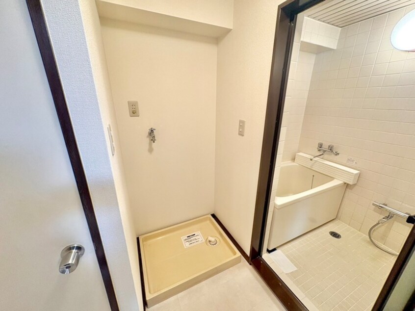 洗濯機置場 グロ－リ－高山