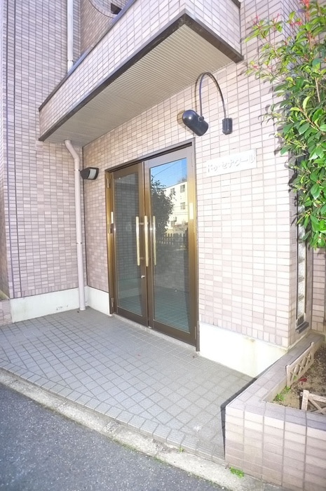 エントランス部分 ドゥ・セナクール