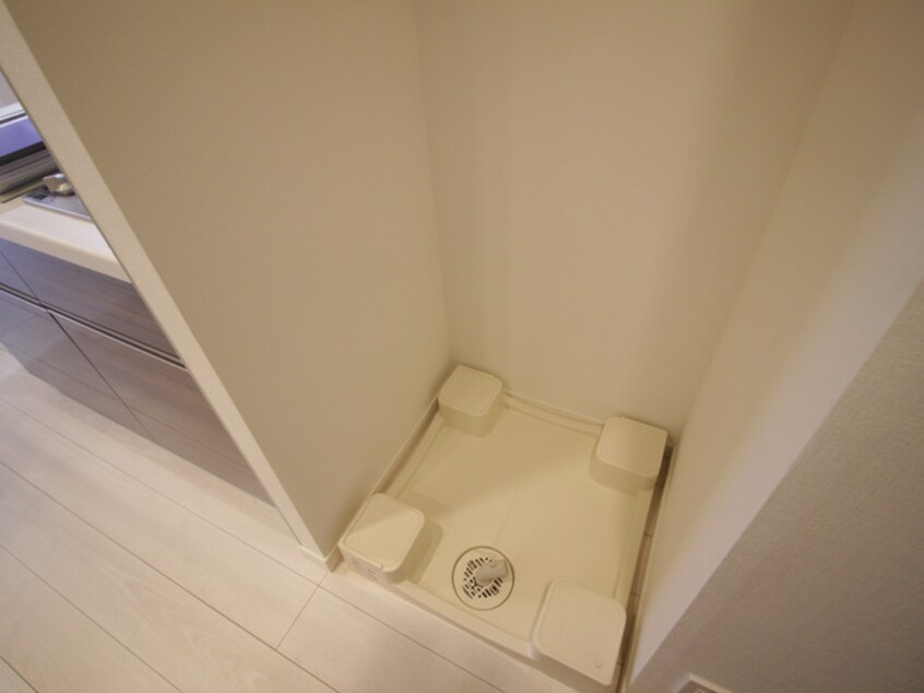 洗濯機置場 バウスフラッツ住吉