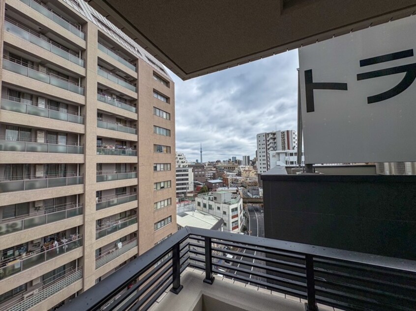 室内からの展望 GRANPASEO西日暮里