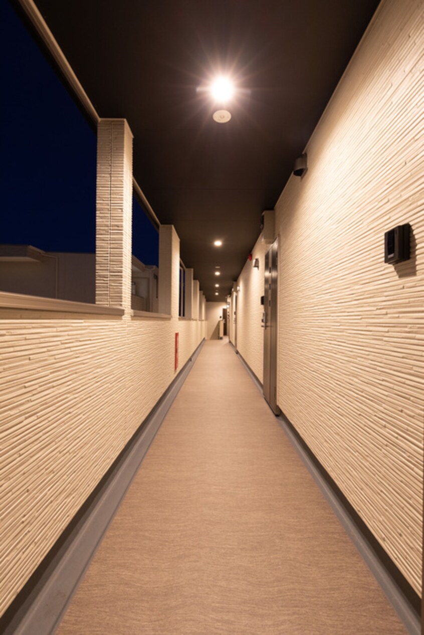 エントランス部分 クレシェンテ大宮