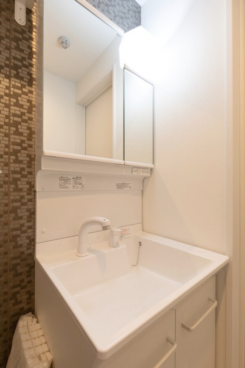 洗濯機置場 クレシェンテ大宮