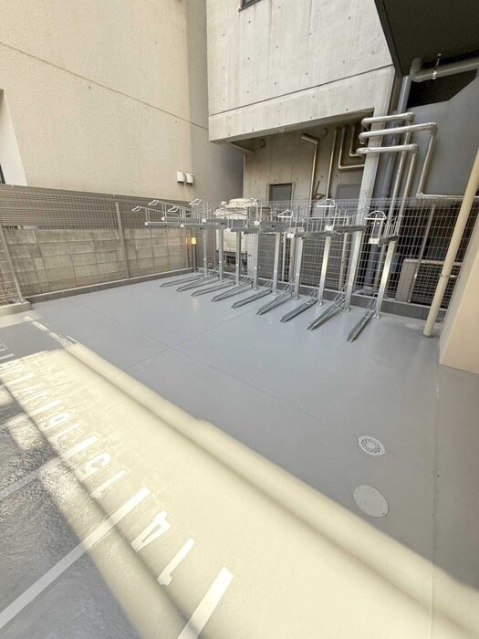 駐輪場 クラリティア浅草