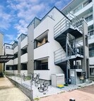 ウラノス竹ノ塚の外観